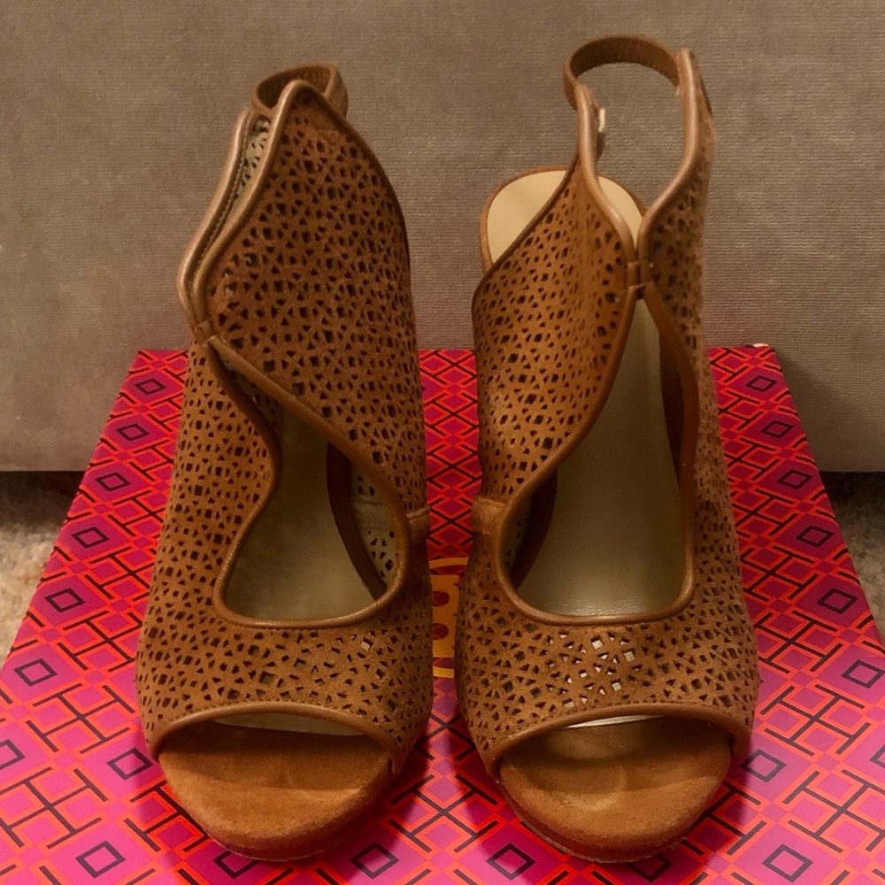Tory Burch Elinor Sandal - Box & Shoe Bag Included!